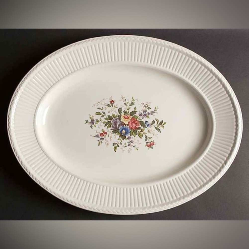 Vintage Wedgewood 18” platter in the Conway pattern